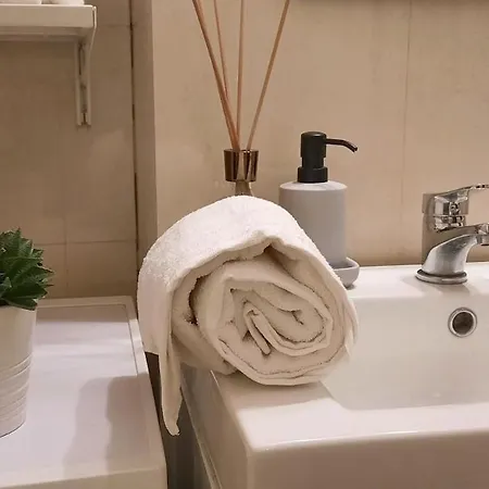 Rothko -cosy In The Old Center *